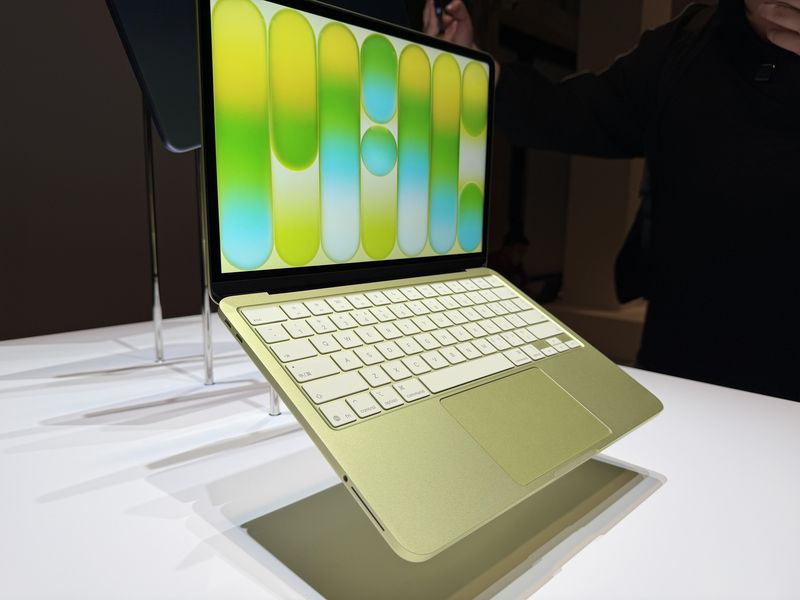  4599元起！苹果发布MacBook Neo：搭载A18 Pro芯片，回归多彩铝合金机身 新闻 4599元起！苹果发布MacBook Neo：搭载A18 Pro芯片，回归多彩铝合金机身 新闻