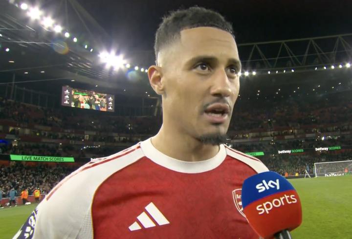  萨利巴：很高兴在球迷面前赢球；听到球迷唱我的助威歌很棒 新闻 萨利巴：很高兴在球迷面前赢球；听到球迷唱我的助威歌很棒 新闻