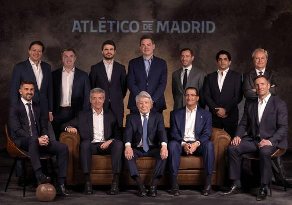 马德里竞技迎来新篇章，阿波罗体育资本正式入主，成为主要股东；股权重组完成，未来发展注入强劲动力。