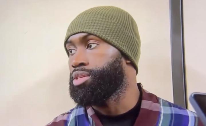  驱逐风波后的反思：杰伦·布朗直言不该离场；愤怒源于中断，激情点燃赛场。 体育新闻 驱逐风波后的反思：杰伦·布朗直言不该离场；愤怒源于中断，激情点燃赛场。 体育新闻 驱逐风波后的反思：杰伦·布朗直言不该离场；愤怒源于中断，激情点燃赛场。 体育新闻