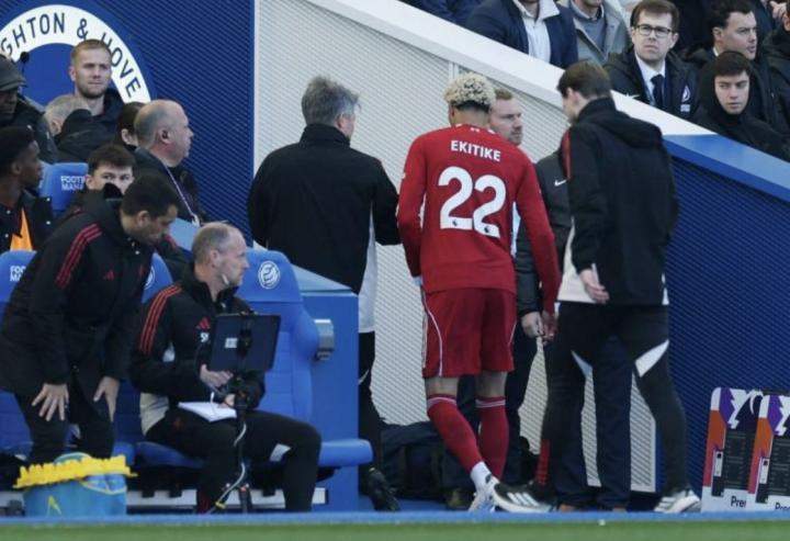  赛场瞬间的痛楚与希望；埃基蒂克用乐观面对挫折；国家队梦想仍在继续 体育新闻 赛场瞬间的痛楚与希望；埃基蒂克用乐观面对挫折；国家队梦想仍在继续 体育新闻