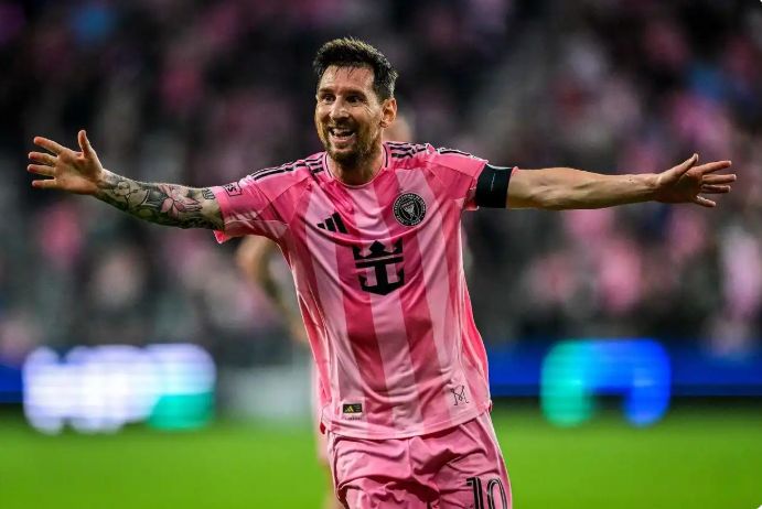 梅西收购科尔内利亚：数据解码与青训生态的商业逻辑 体育新闻