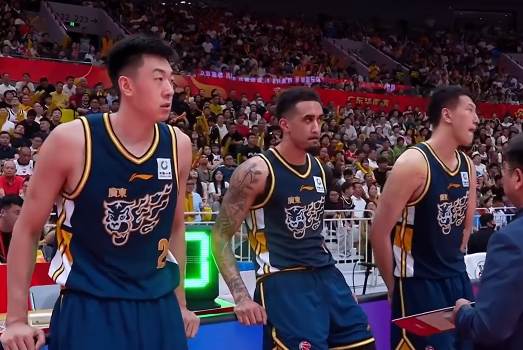  当所有人都在夸徐杰时，广东悄悄收获了一个“宝藏外援” 体育新闻